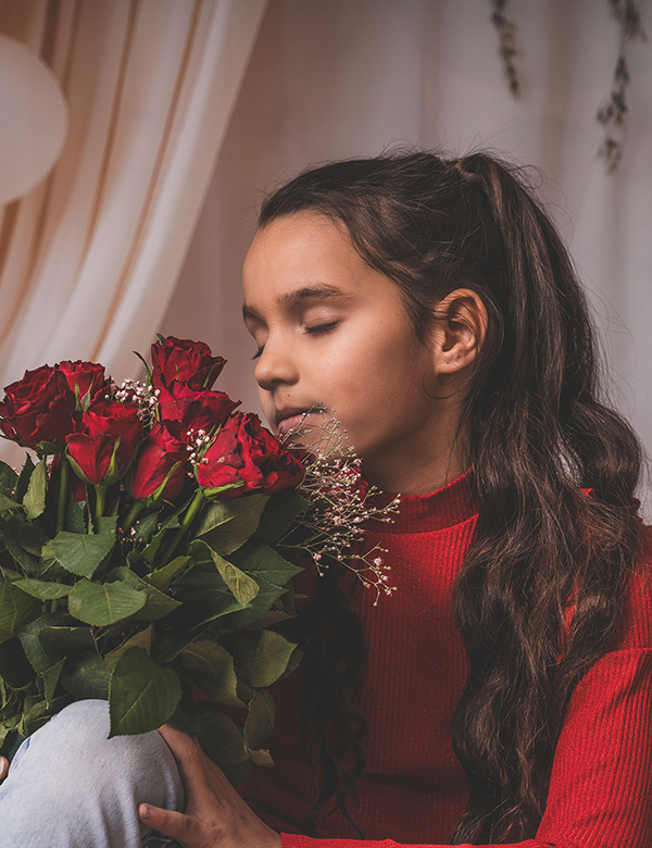 Kinderlijk model met bruin haar Elisa N.