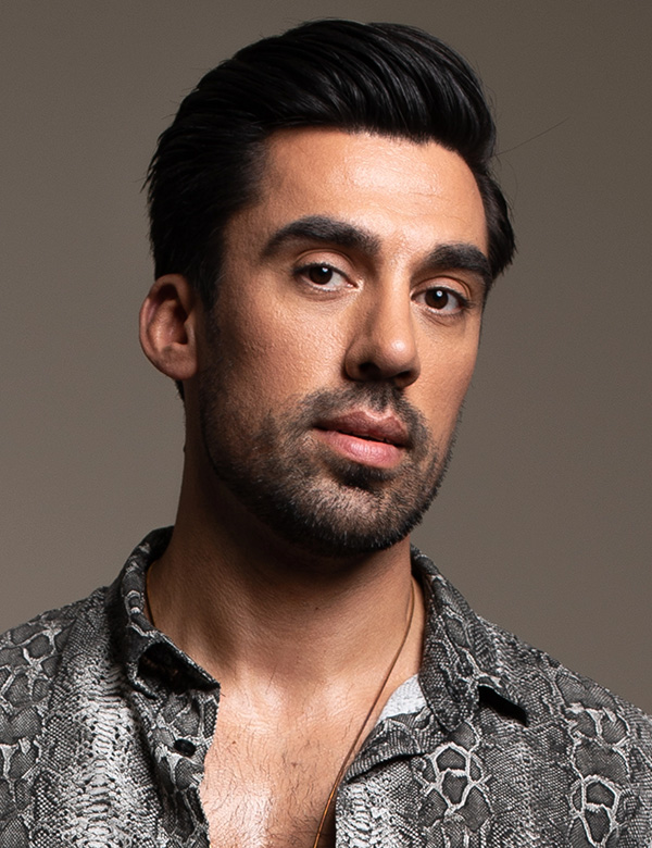 Mannelijk model met zwart haar en zwarte ogen Ersin.