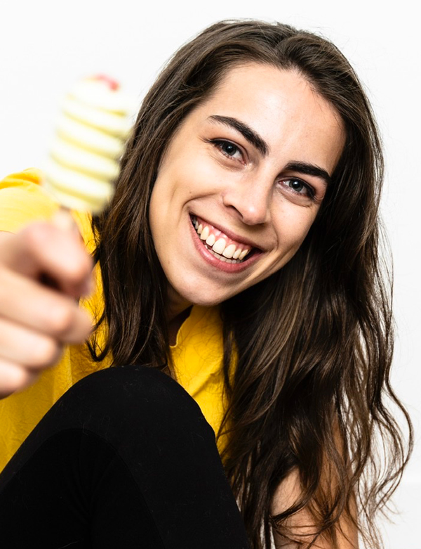 Vrouwelijk model met bruin haar Eva