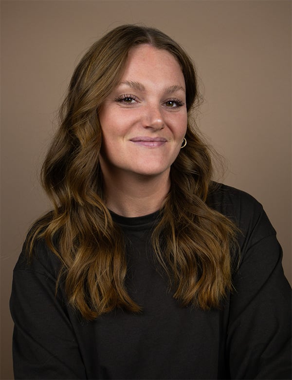 Vrouwelijk model met roodbruin haar Fabienne V.