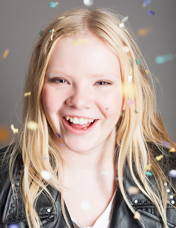 Kindermodel blond haar farah l.