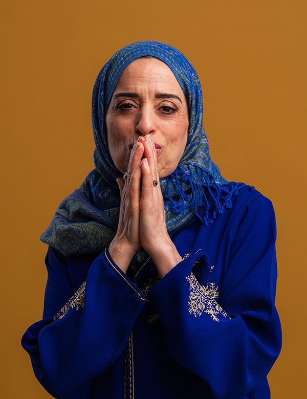 Vrouwelijkmodel in Arabische kleding Fatima K.