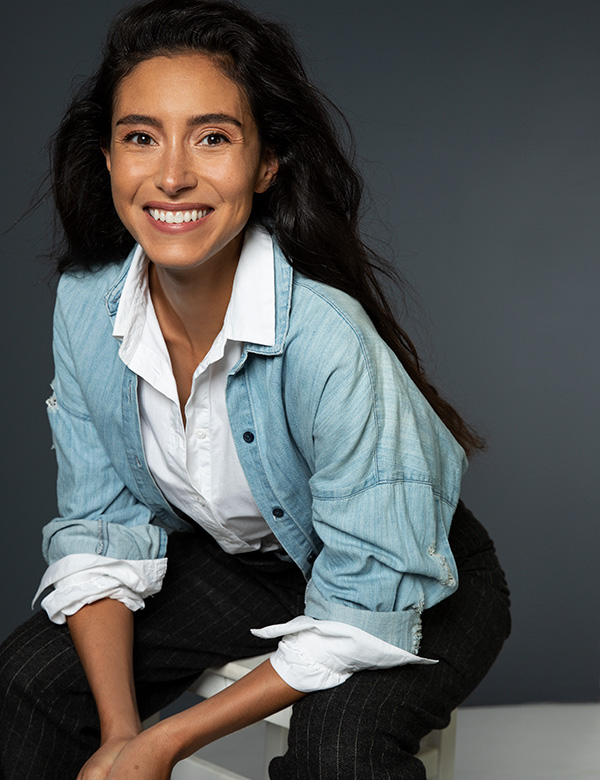 Vrouwelijk model met donker haar Fatima S.