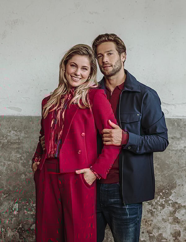 Vrouwelijk model met blond haar Fauve