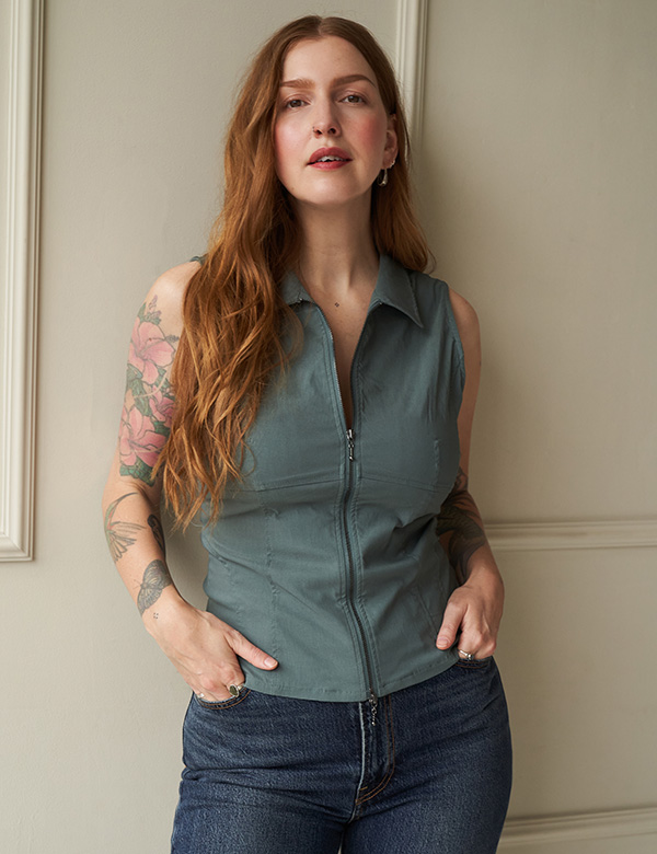 Vrouwelijk model met rossig haar en bruine ogen Fenneke.