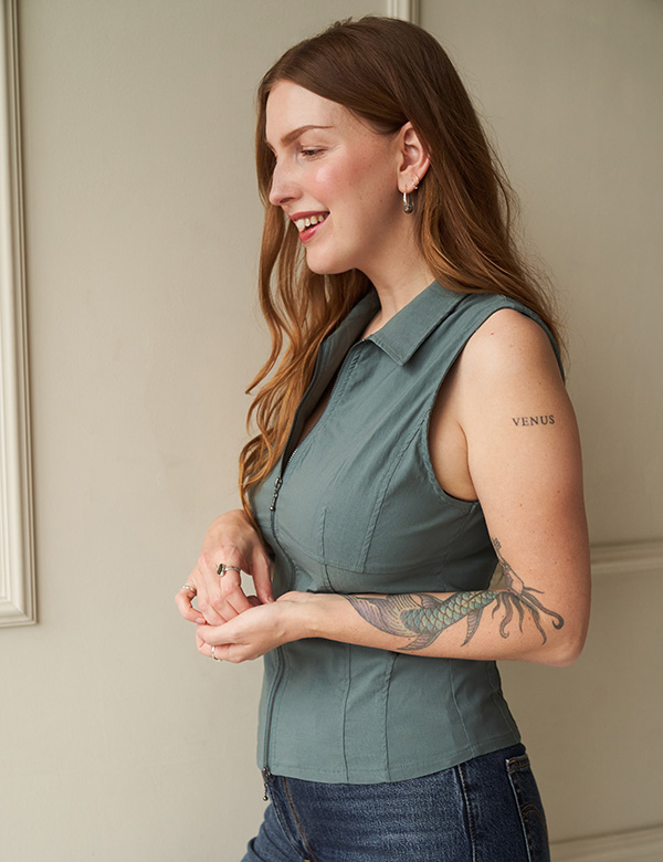 Vrouwelijk model met rossig haar en bruine ogen Fenneke.