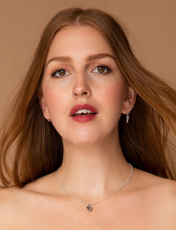 Vrouwelijk model met rossig haar fenneke