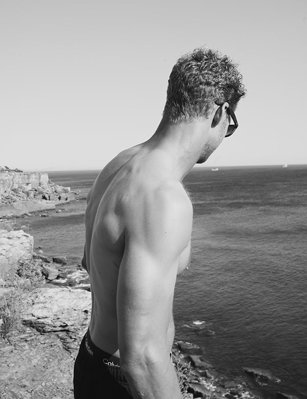 Mannelijk model met blond haar Floris D.