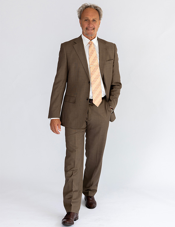 Mannelijk model grijs haar Frits