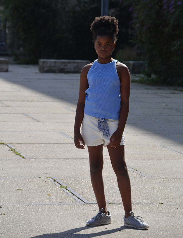 Kindermodel met kroeshaar Geneviéve S.