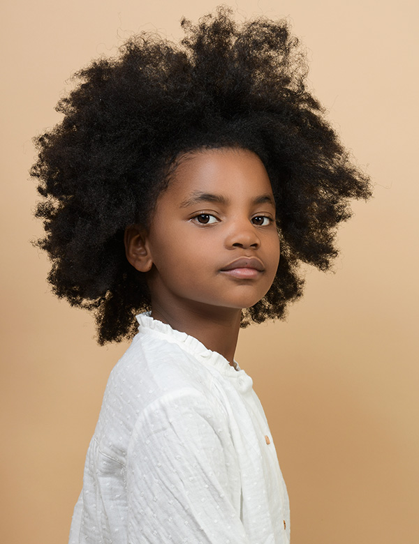 Kindermodel donker haar Genevieve