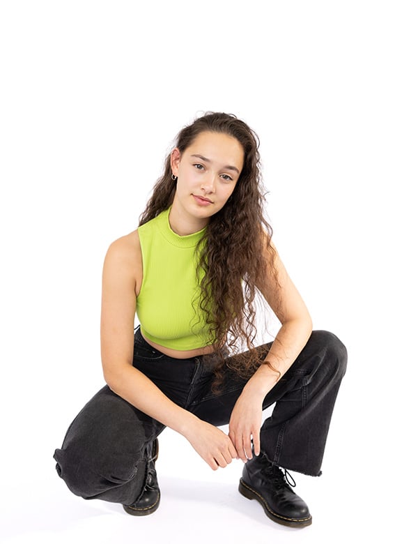 Vrouwelijk model met lang bruin haar Guusje H.