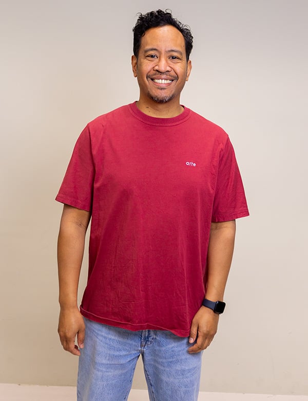 mannelijk model met donker haar Hamid