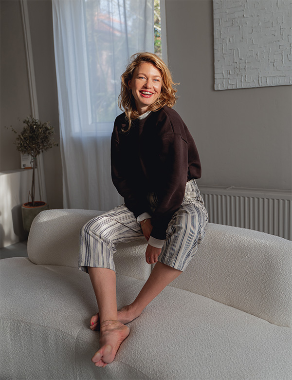 Vrouwelijk model met blond haar Hanna H.