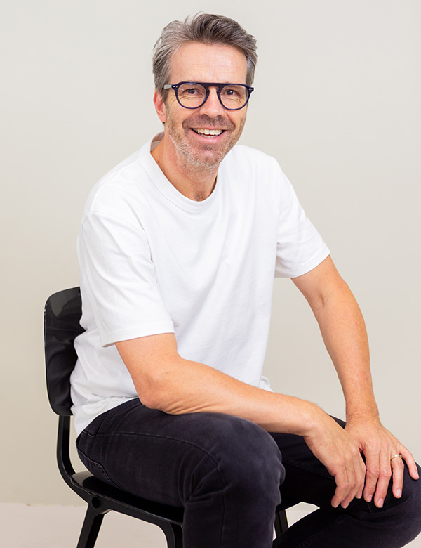 mannelijk model met grijs haar Ielke P.