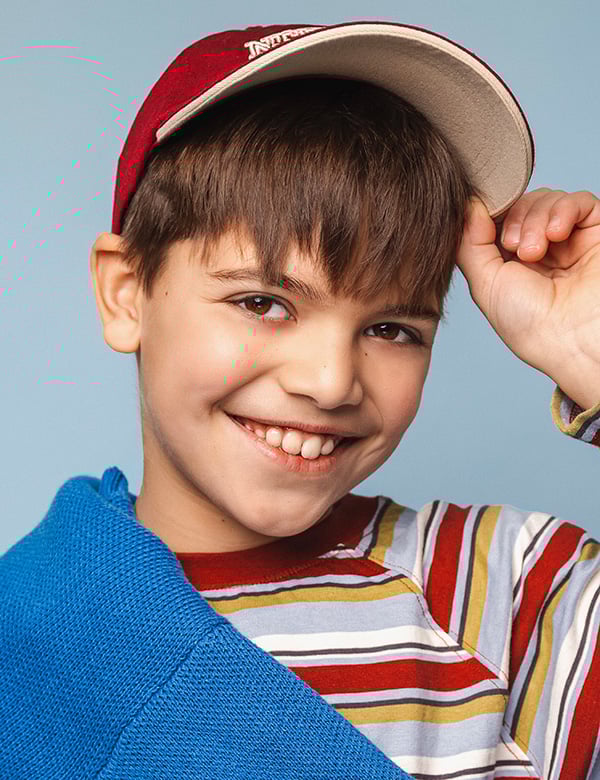 Kindermodel jongen met bruin haar ismail