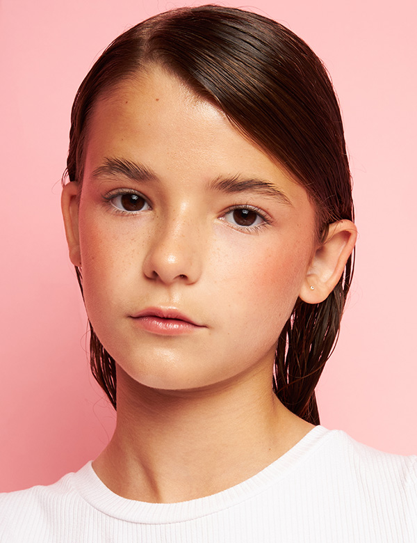 Kindermodel met bruin haar Jade B.