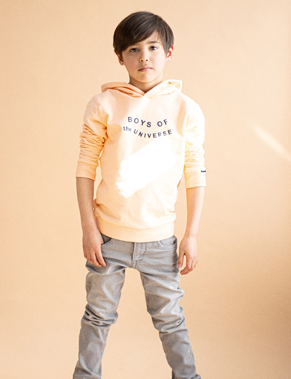 Kindermodel met bruin haar Jairo