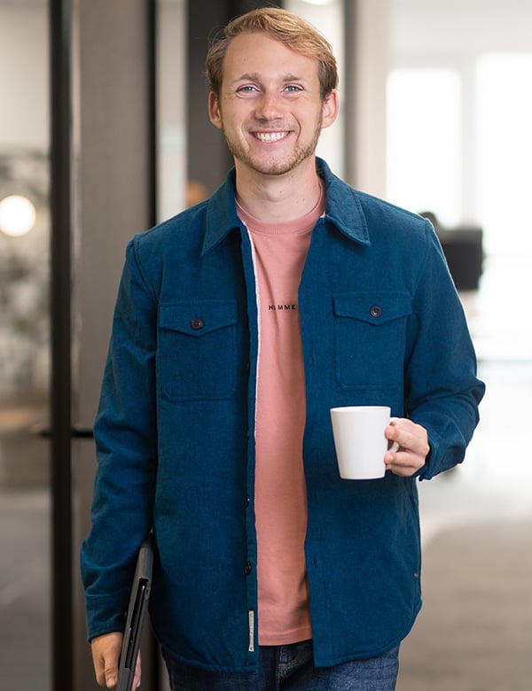 Mannelijk model met blond/rossig haar Jan