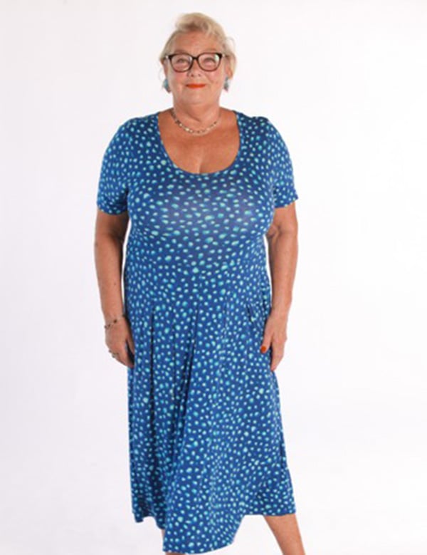 Vrouwelijk model met blond haar Janette L.