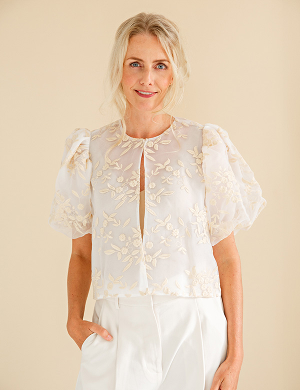 Vrouwelijk model met blond haar Janneke P.