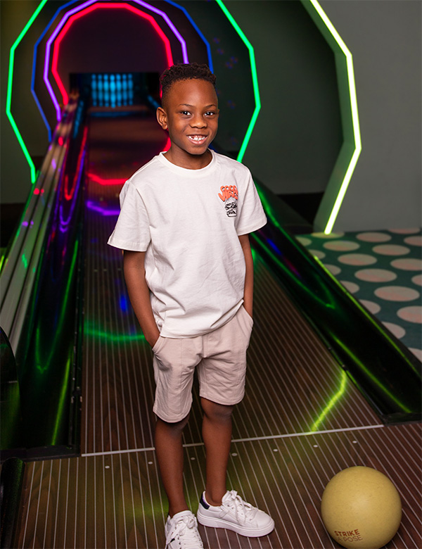 Broer en zussen model Janoah en Sheyla