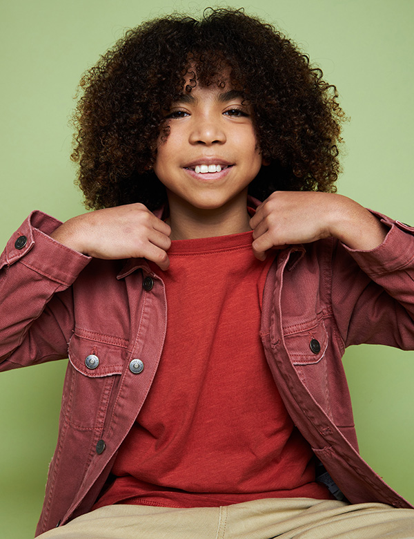 Kindermodel met krullend haar Jaycen
