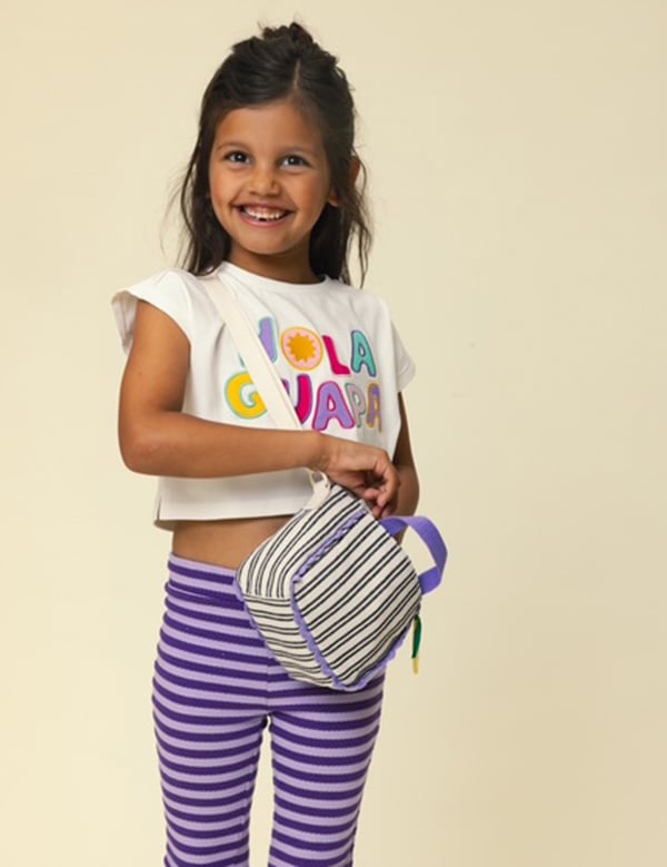 meisjes kindermodel met donker haar Jaylinn