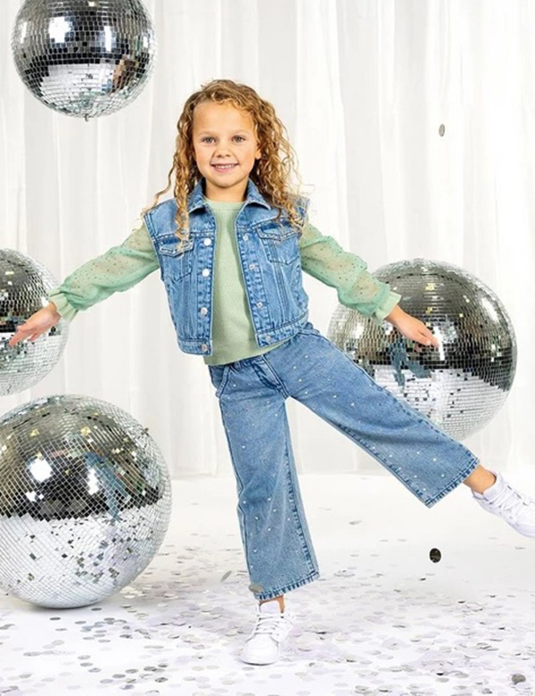 Kindermodel met krullen Jazz-Mae