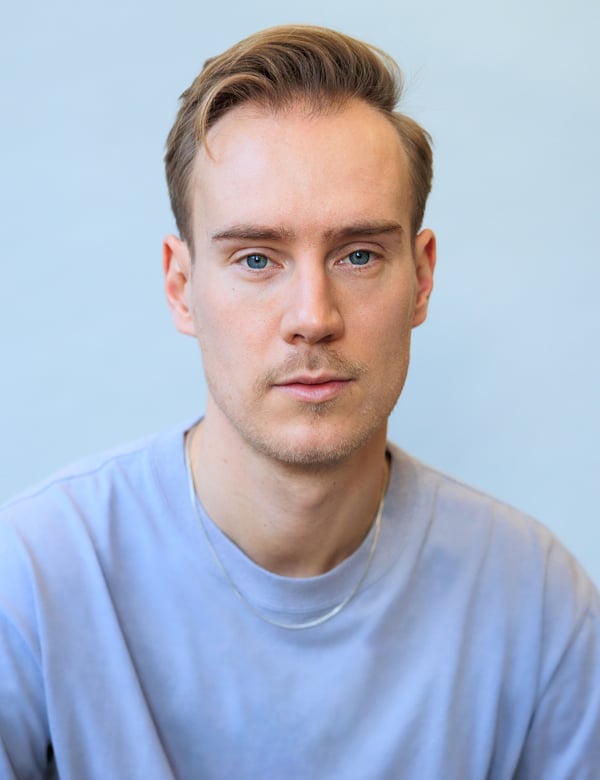 Mannelijk model met blond haar Jeroen D.