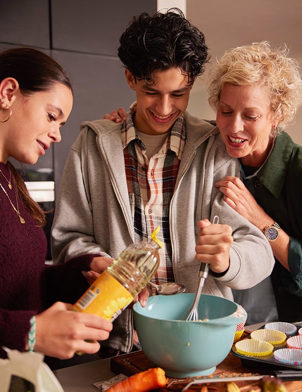 Tienermodel met donkerbruin haar Jessie L.