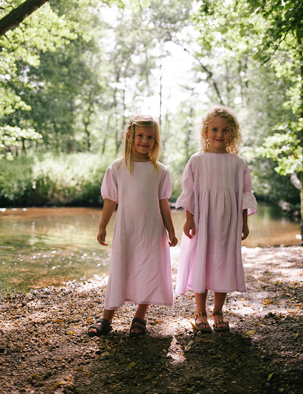 Kindermodel blond krullen haar Jools