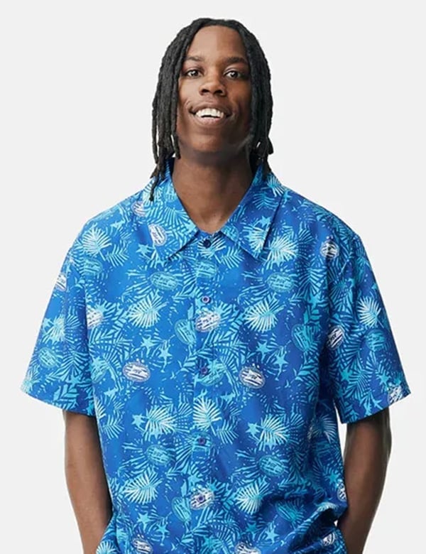 mannelijk model met donker haar Jordan B.