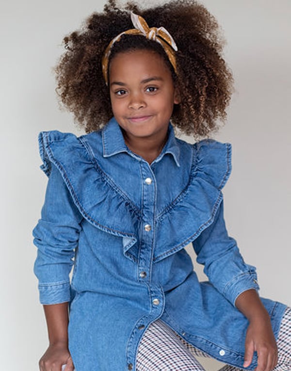 Kindermodel met bruin haar Joy-Yuna