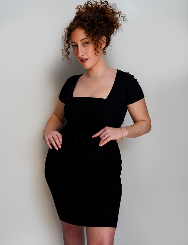 vrouwelijk model met rossige krullen Judith K.