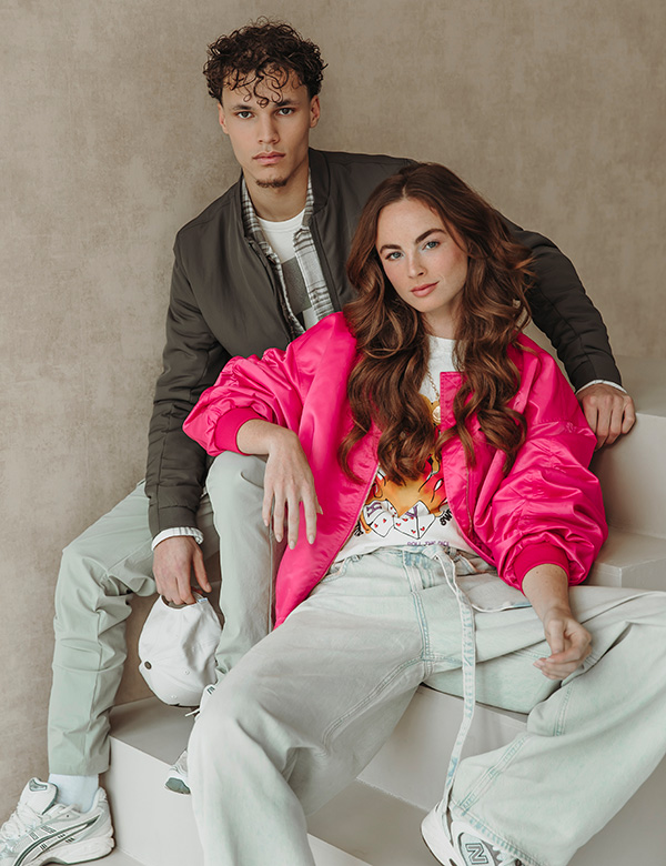Vrouwelijk model met roodbruin haar Julia Kr.