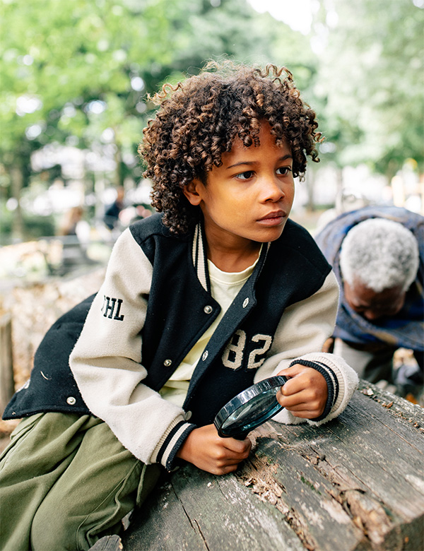 Kindermodel met donkerbruin haar Juul A.