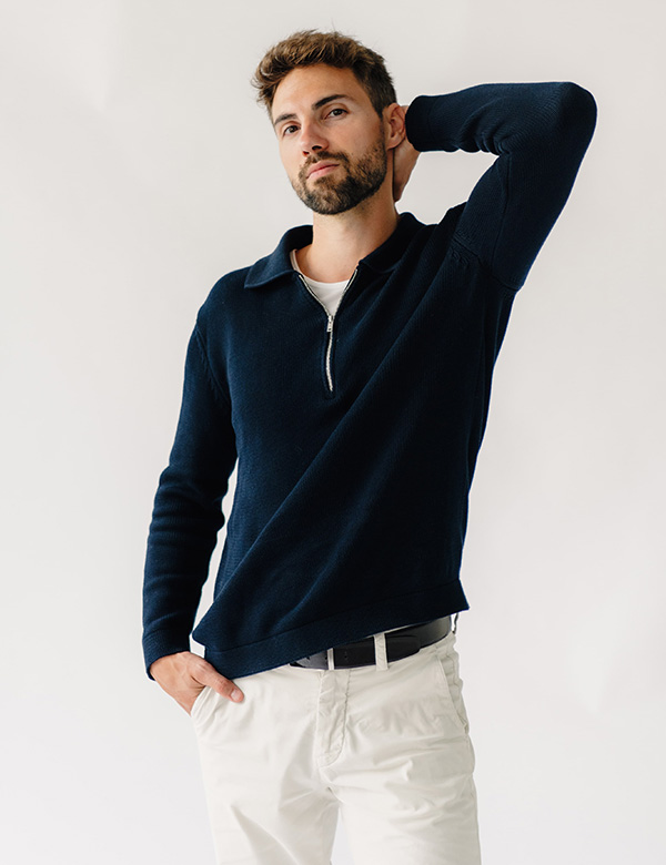 Mannelijk model met bruin haar Karel K