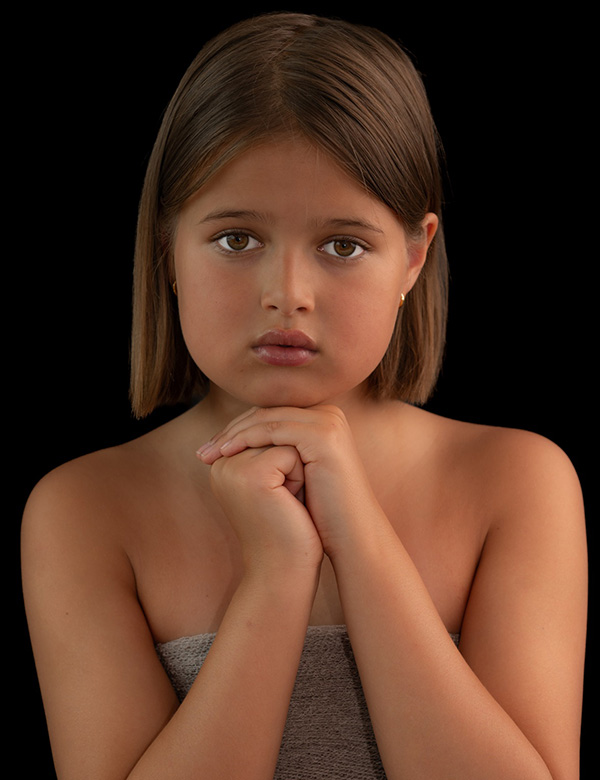 Kindermodel met kort bruin haar Kaya P.