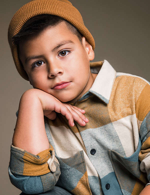 Kindermodel met zwart haar Kilian