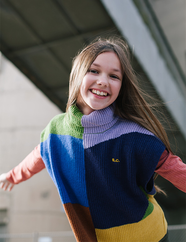 Kinder model met donkerbruin haar Anna Lisa