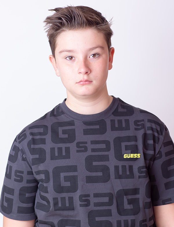 Kindermodel kort haar Lars