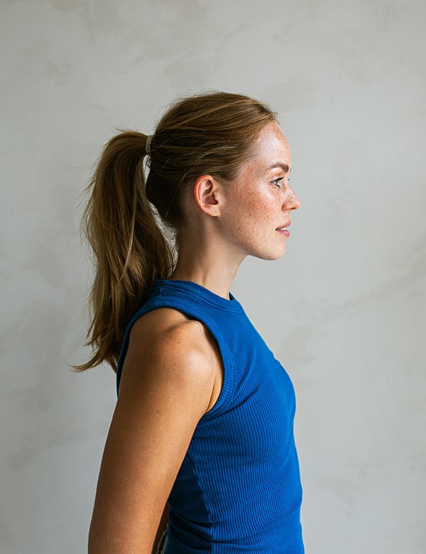 Vrouwelijk model lang haar Laura S.