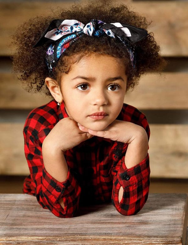 Kindermodel met krullen Laura