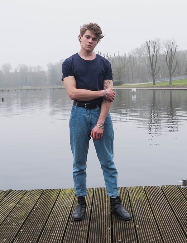 Mannelijk model met donkerblond haar Leonard V.