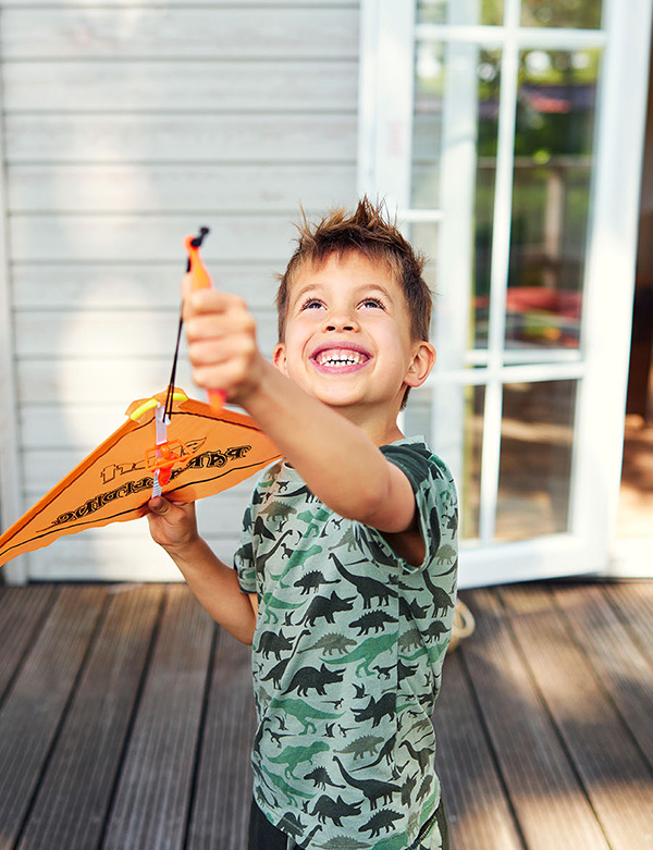 Kinder model lichtbruin haar Levy T.