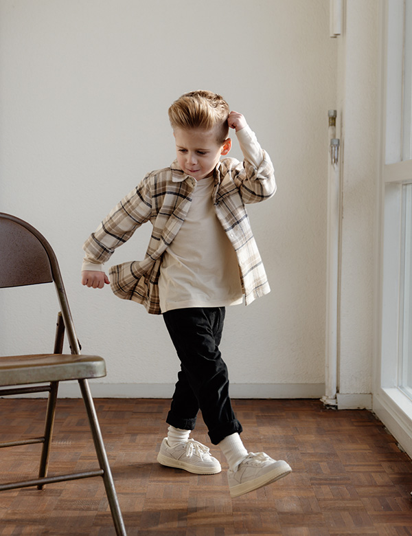 Kindermodel met blond haar Liam