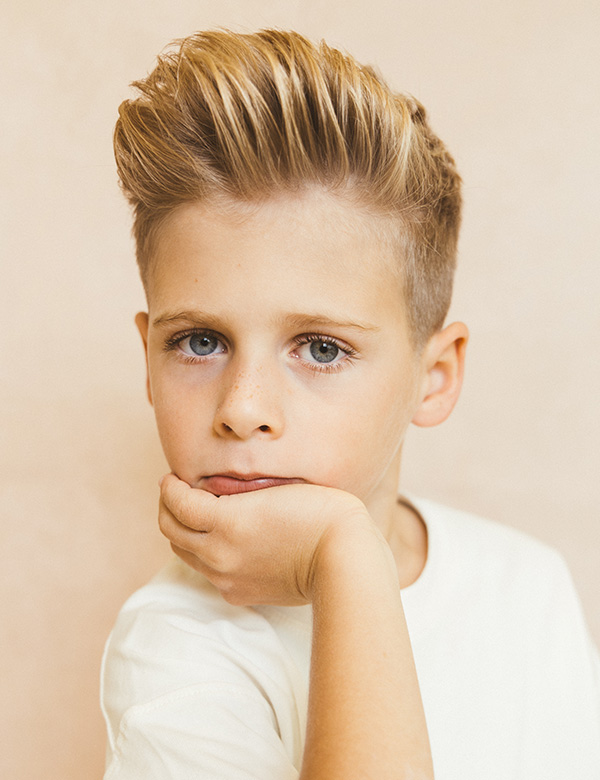 Kindermodel met blond haar Liam H.