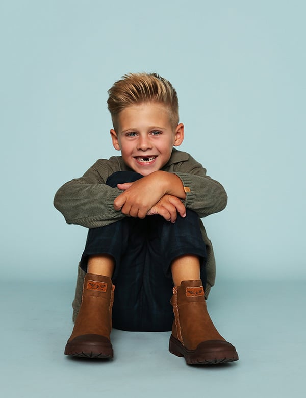 Kindermodel met blond haar Liam H.