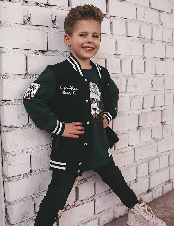 Kindermodel met blond haar Liam H.